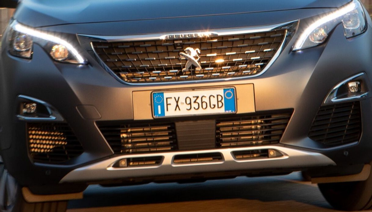 Il SUV leader di mercato è Peugeot 3008: caratteristiche e prezzi