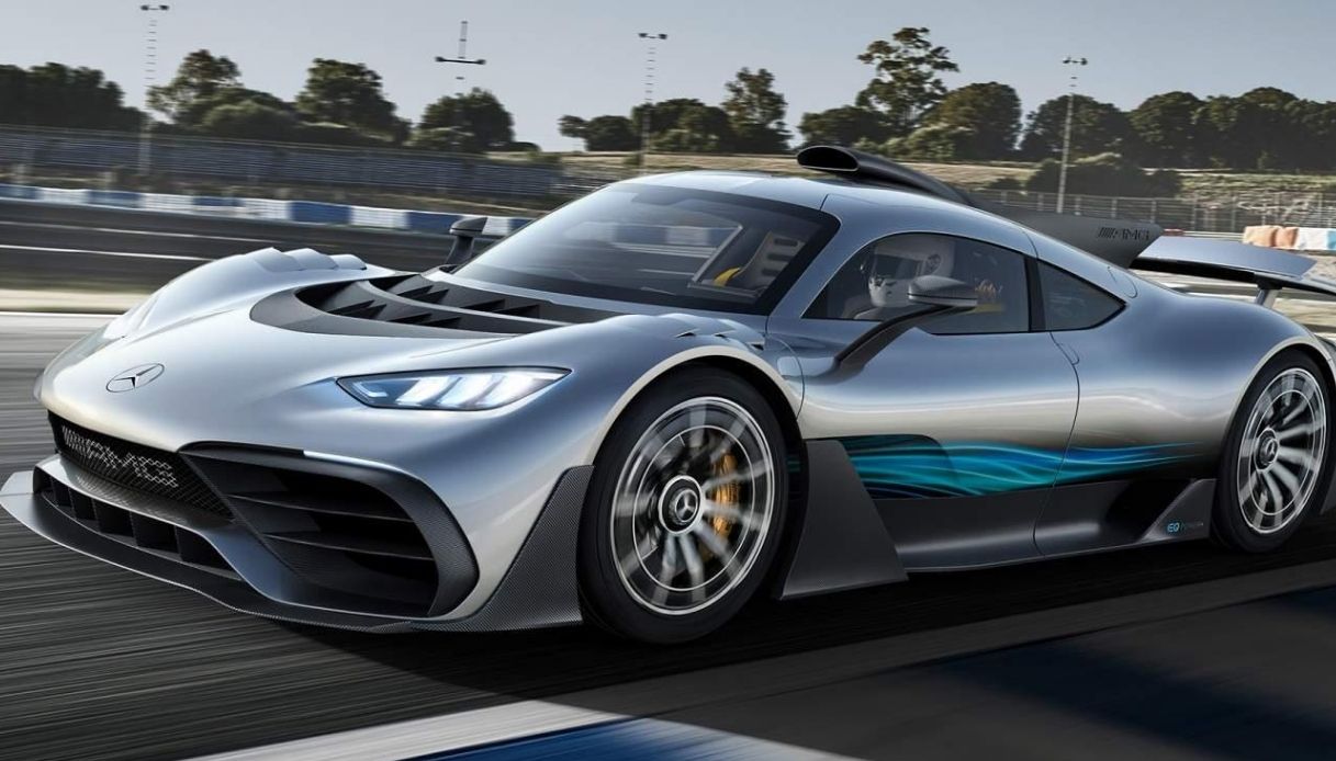 Mercedes-AMG Project One: la hypercar con motore da Formula 1