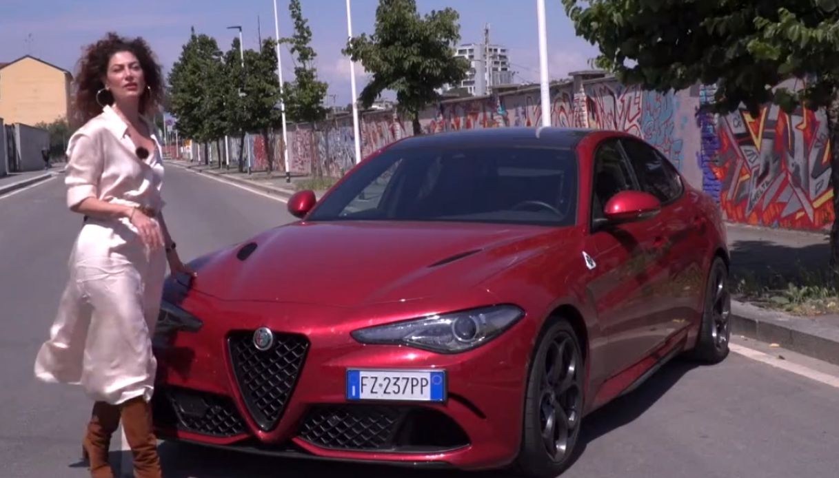 Prova su strada della nuova Alfa Romeo Giulia Quadrifoglio, amore a prima  vista