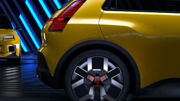 Renault 5: tutto pronto per il debutto dell'elettrica