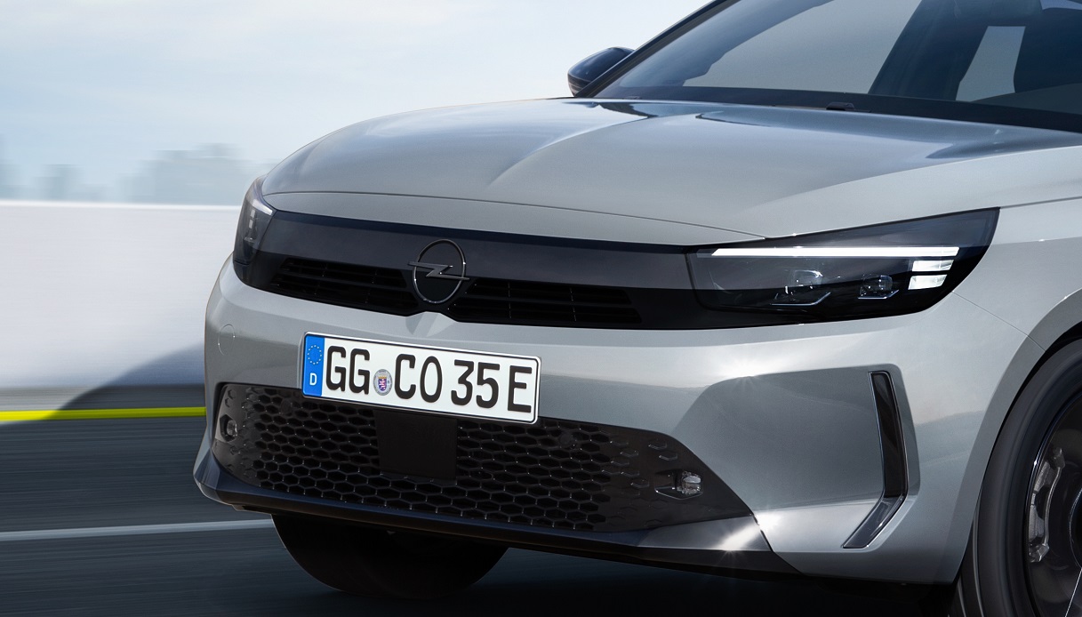 Opel annuncia il debutto di tre nuovi modelli in anteprima mondiale