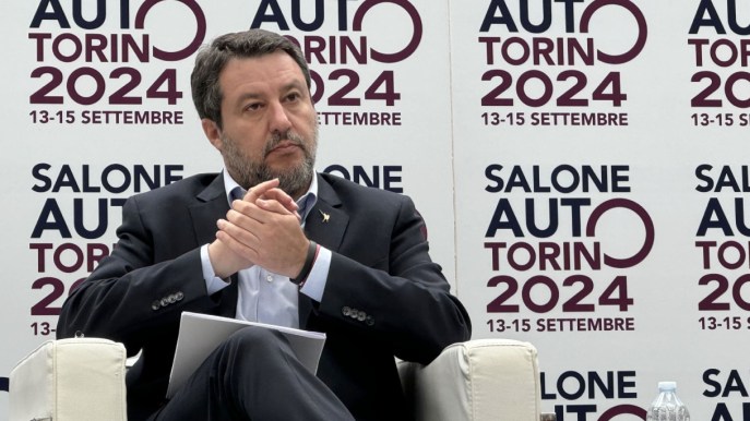 Salvini: “Abbandondare le auto diesel e benzina è una fesseria”